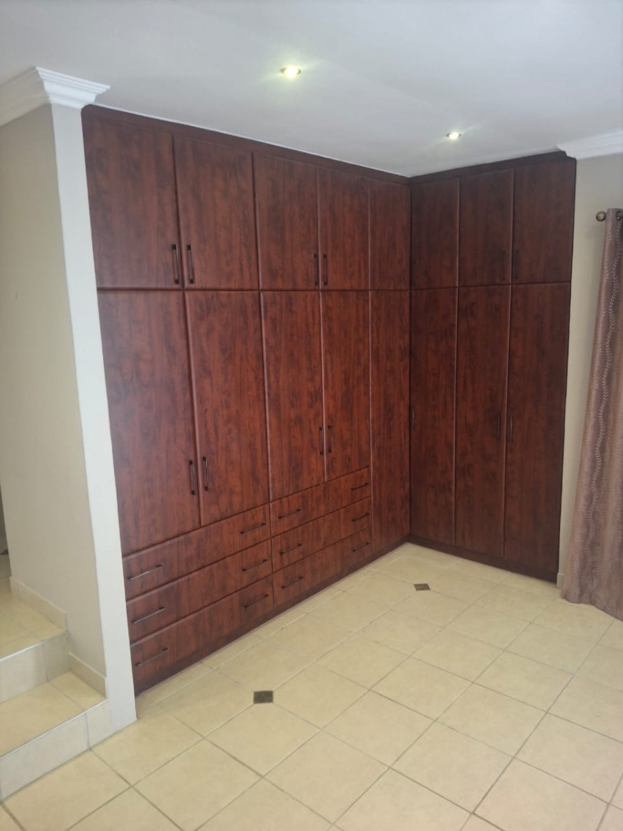 4 Bedroom Property for Sale in Vanes Estate Eastern Cape